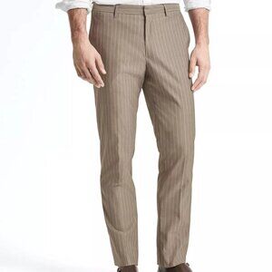 Banana Republic Slim Non-Iron Stretch Pant size 32/32 Khaki Pinstripe